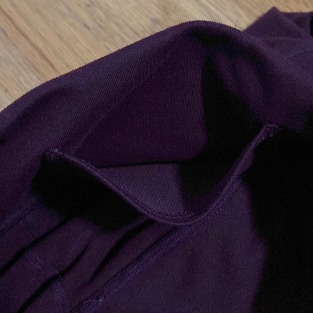 Fabletics Exercise Capris - Picture 6 of 8